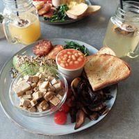Vegan breakfast 13 euros at Brunch Club in Funchal