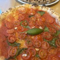 Marinara pizza  at Pizzeria Lume in Funchal