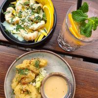 Squids, shrimps and the juice - I think it was guava with 1 or 2 other fruits at Vegang - P-Berg in Berlin