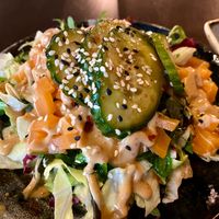 Seaweed salad with salmon and this delicious mayo dressing at Vegang - P-Berg in Berlin