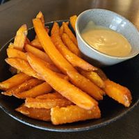 'Sweet Potato' with chili-mayo dip (5.5€) at Vegang - P-Berg in Berlin