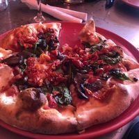 10” build your own pizza with vegan cheese, mushrooms, sun-dried tomatoes, and spinach… they have vegan cheese, but it is not listed on the menu. You have to ask for it.  at IL Vicino in Santa Fe
