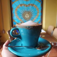 The lip of this coffee is dipped in cinnamon sugar. Super good at Sunshine Parlour in Seoul