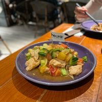 泰式酸甜炒素雞 at Nara Thai Cuisine in Kowloon