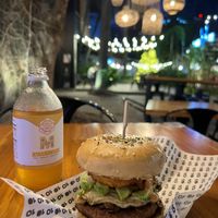 The BBQ Meltdown Burger  at Diez de Diez - 10/10 in San Salvador