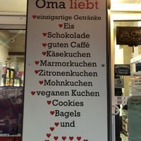 Grandma loves you at Oma Liebt Dich in Cologne