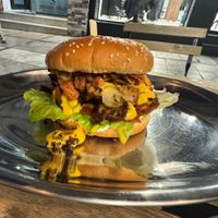 Supreme Deluxe Extra Chicken Burger: Fantastic!  at 269 Fast Vegan Food in Crete