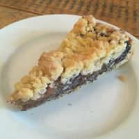 poppyseed plum cake at Die Rebellion des Zimtsterns in Berlin
