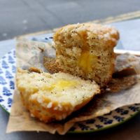 Vegan lemon and poppy muffin 😍 at Divine Coffee House in Nottingham