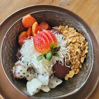 açai bowl with granola at Fit Choices in Cartagena