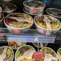 More salad bowls at Natoo in Frankfurt