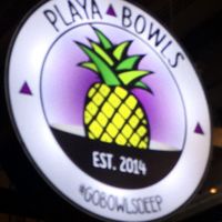 Sign for Play Bowls. at Playa Bowls - Lexington in New York City