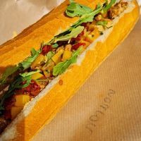 Vegan with Hummus at Oliver's Sandwich & Salad Bar in Antwerpen