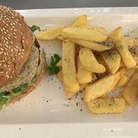 Burger mit Pommes  at MQ Daily in Vienna