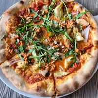 Vegan pizza at Lodgen Spiseri in Hemsedal