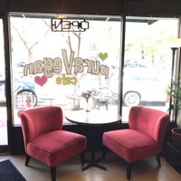inside at PuraVegan in St Louis