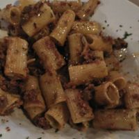 Vegan rigatoni at Refugio Kalandraka in Rodellar