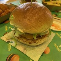Cheesyburger  at Vedang - green burger | P- Berg in Berlin