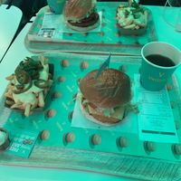 Angry chick burger and cheesy chili fries  at Vedang - green burger | P- Berg in Berlin