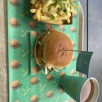   at Vedang - green burger | P- Berg in Berlin