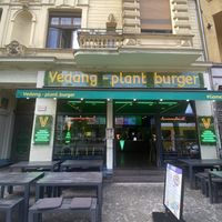   at Vedang - green burger | P- Berg in Berlin