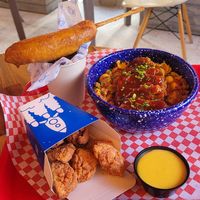Corndog, Nuggets & Mac&Cheese with "Chicken" at Stankov - Chapinero in Bogota