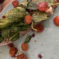 Smashed Avo on Sourdough with hummus and spinach 🥑 #Veganuary at Good One Café in Hamburg