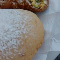 Frolla and canoli at Romeo Peluso in Pompei
