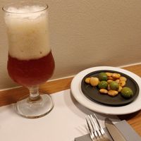 House beer (I poured it badly) and offered snack at Copenhagen in Valencia
