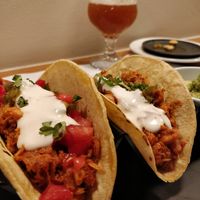 Jackfruit tacos with vegan sour cream and guacamole at Copenhagen in Valencia