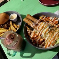 Tacos de Hongos Ostra y Kangreburger de seitan con papitas. at Sokko Happy Food in Heredia