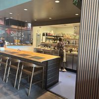  at Gladys  in Edgewater