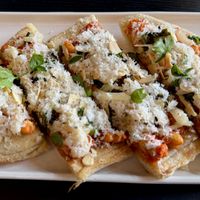 Diavolo flatbreadd  at Gladys  in Edgewater