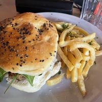 Hamburguesa vegana  at Finnegan in Villa La Angostura