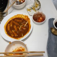 Rice cake, Kimchi, Gyoza and Jumeokbaap   at Mama Bowls in Arnhem