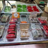 nyonya kueh at HarriAnns Nonya Table in Central Singapore