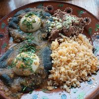 huevos rancheros, how do they do those eggs? at Mis Tacones in Portland