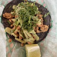 Taco pollo  at Mis Tacones in Portland