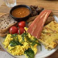 English breakfast  at Dosa Dosa in Prague