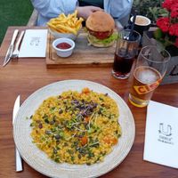 Nice food at U Bistrot in St Julians
