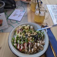 Pokebowl and lemonade at Green Planet the Foodcourt in Gran Canaria
