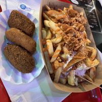 Vegan "Kiekeboe" and 3 different krokets   at Frituur Arré Patat in Antwerpen