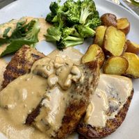 Seitan covered in mushroom sauce   at Parada Vegana in Cusco