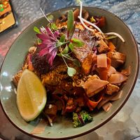 Pad thai at Parada Vegana in Cusco