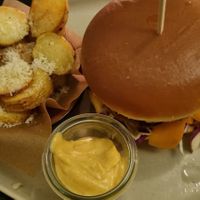Burger with potatoes at Grøn'46 in Aarhus