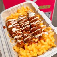 Macbowl with chicken tenders at Vegan On The Fly in New York City