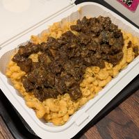 Jerk Mac and cheese (too salty!) at Vegan On The Fly in New York City