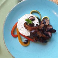 Rohkosttörtchen aus Blumenkohl (Vorspeise) at Haus Linden Hotel Restaurant in Prerow