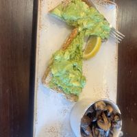 Avo toast. Replaced the eggs with mushrooms yum!  at First Watch in Naples