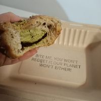 Relleno donut de Pistacho at Areca Bakery in Barcelona
